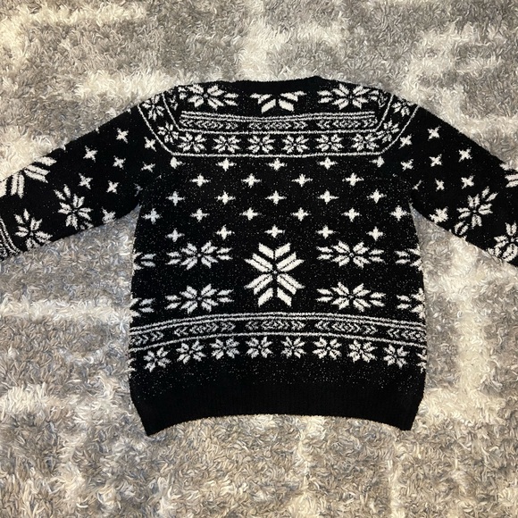 Barefoot Dreams CozyChic Sweater - Picture 5 of 5